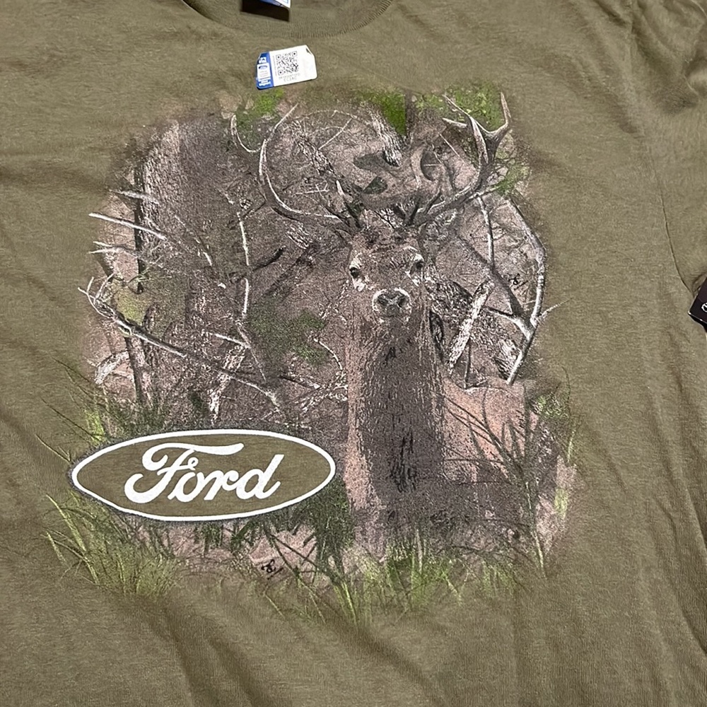 Truetimber  Camo Ford Men’s Shirt Size M, New - Picture 2 of 8